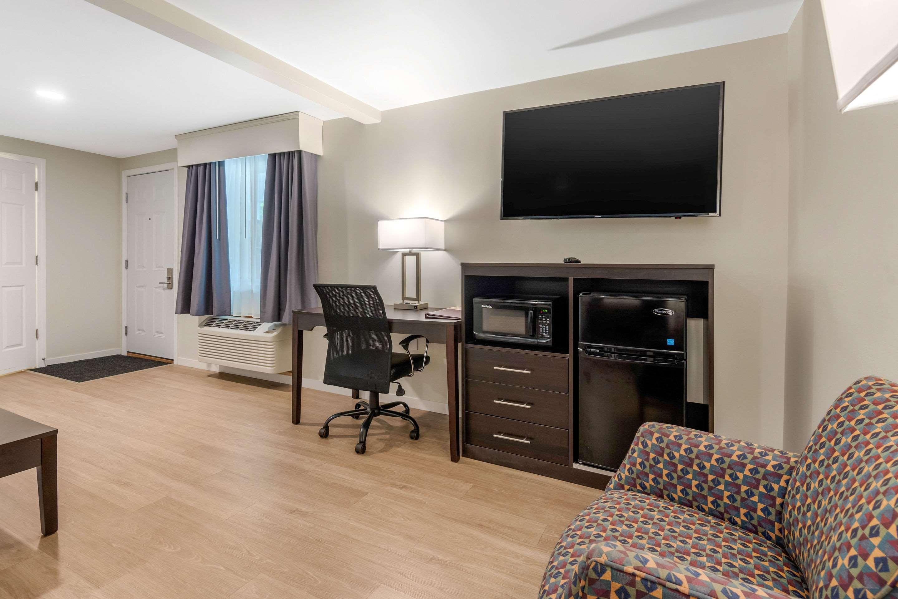 Quality Inn & Suites Λίνκολν Εξωτερικό φωτογραφία