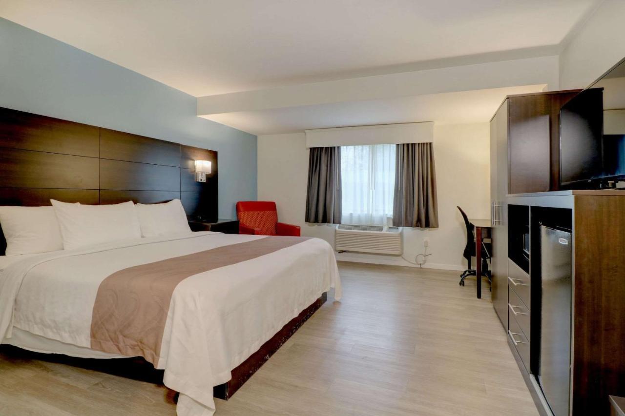 Quality Inn & Suites Λίνκολν Εξωτερικό φωτογραφία
